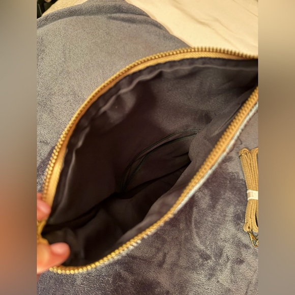 Patterned Clutch Bag - Picture 5 of 6